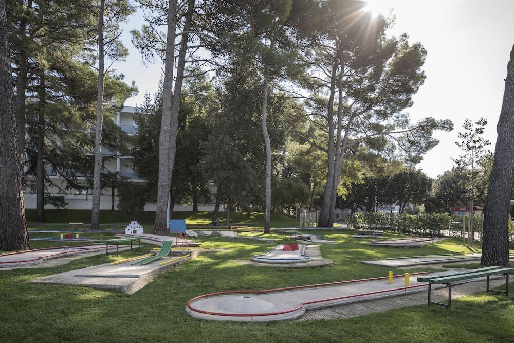 Falkensteiner Hotel Park Punat Exterior photo